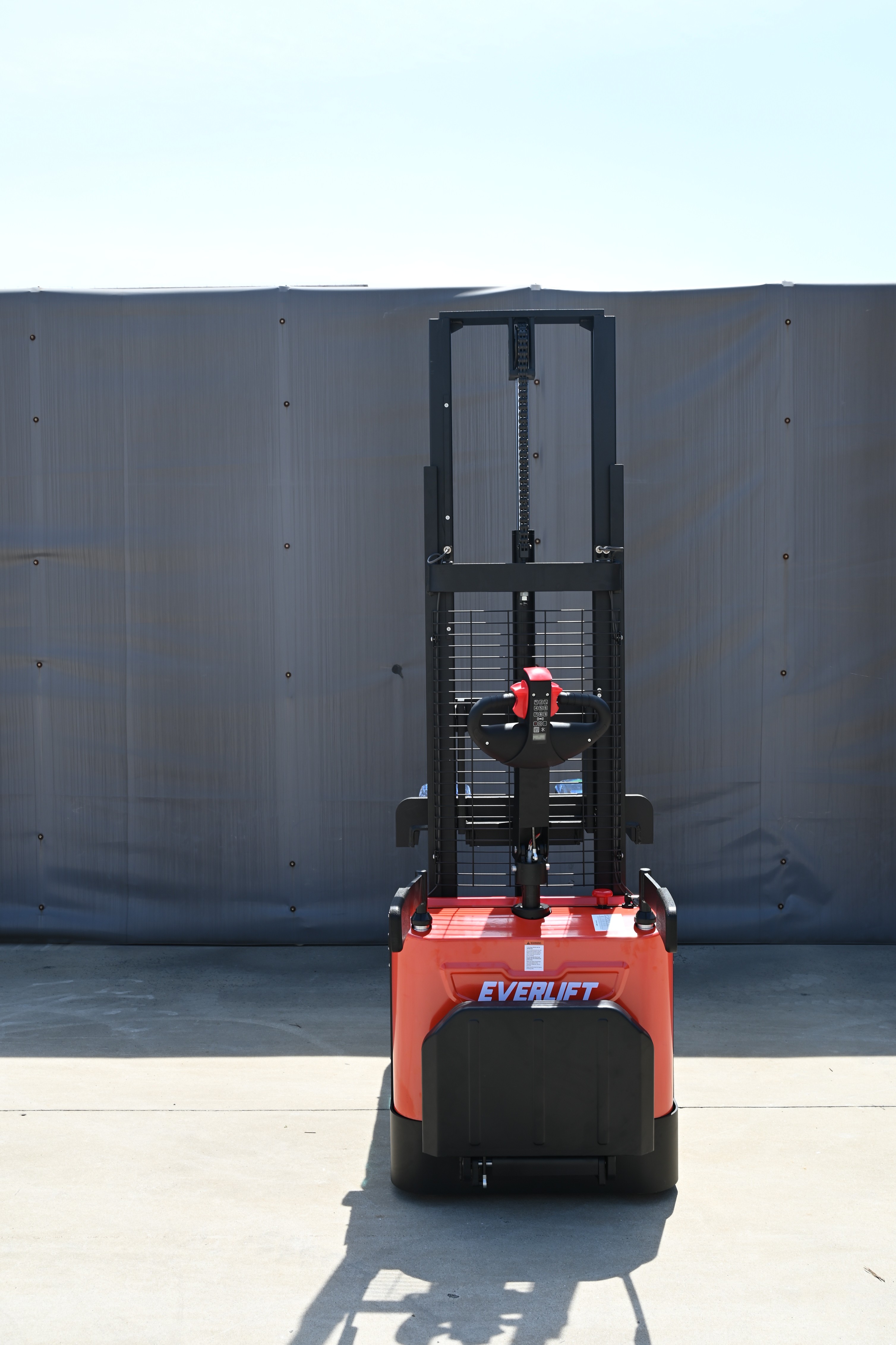 Everlift 1500 kg 2000 kg 3m Pallet Liftter Battery Potence Mociler con soporte en el pedal de la plataforma