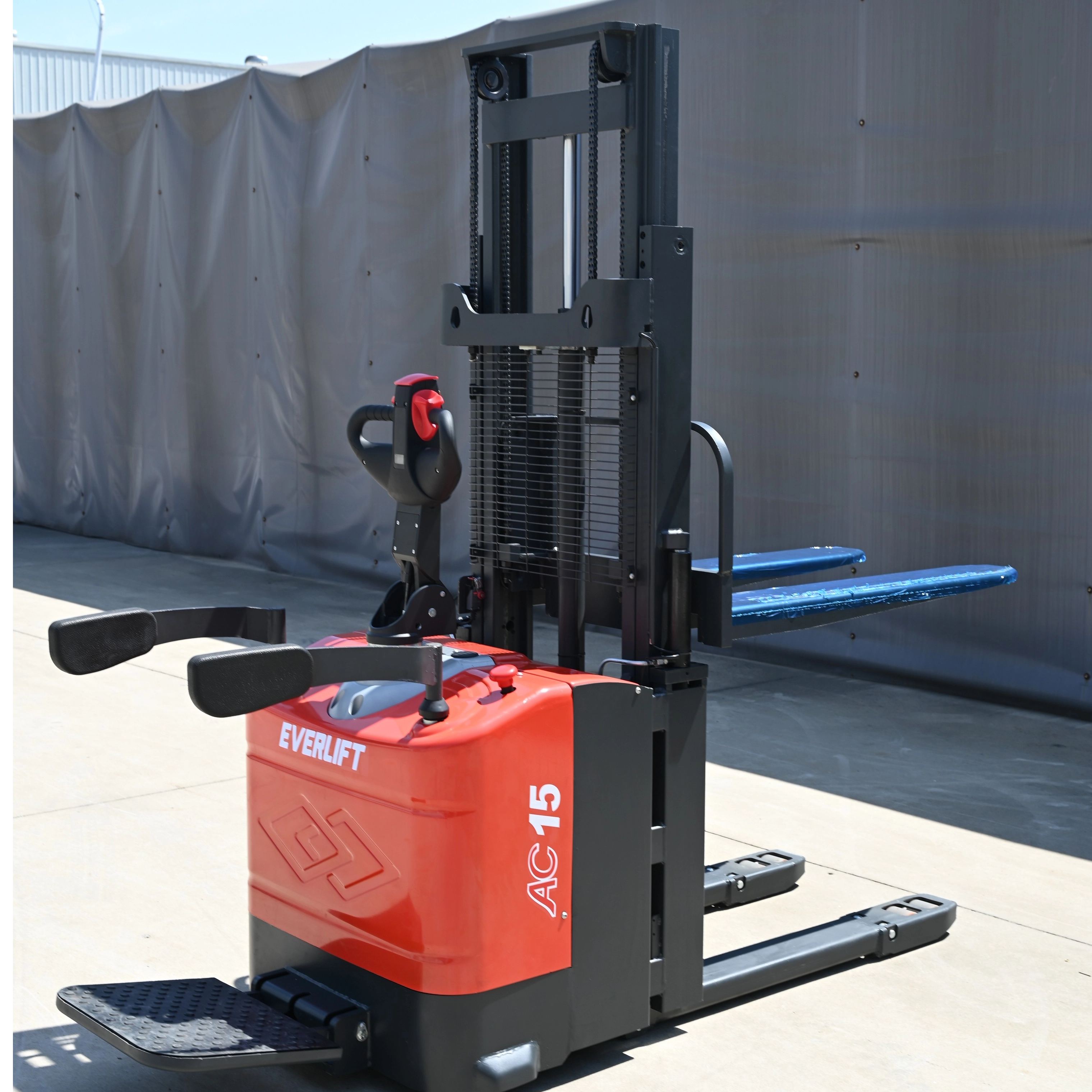 Everlift 1.5t 3-3.5m camión de pie doble elevador Elemento eléctrico apilador de elevación de elevación de elevación 